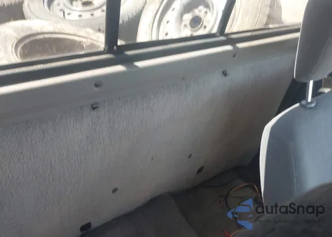 2000 Nissan Frontier Se-V6/Xe-V6 из США, поврежденный, VIN 1N6ED26Y9YC377419